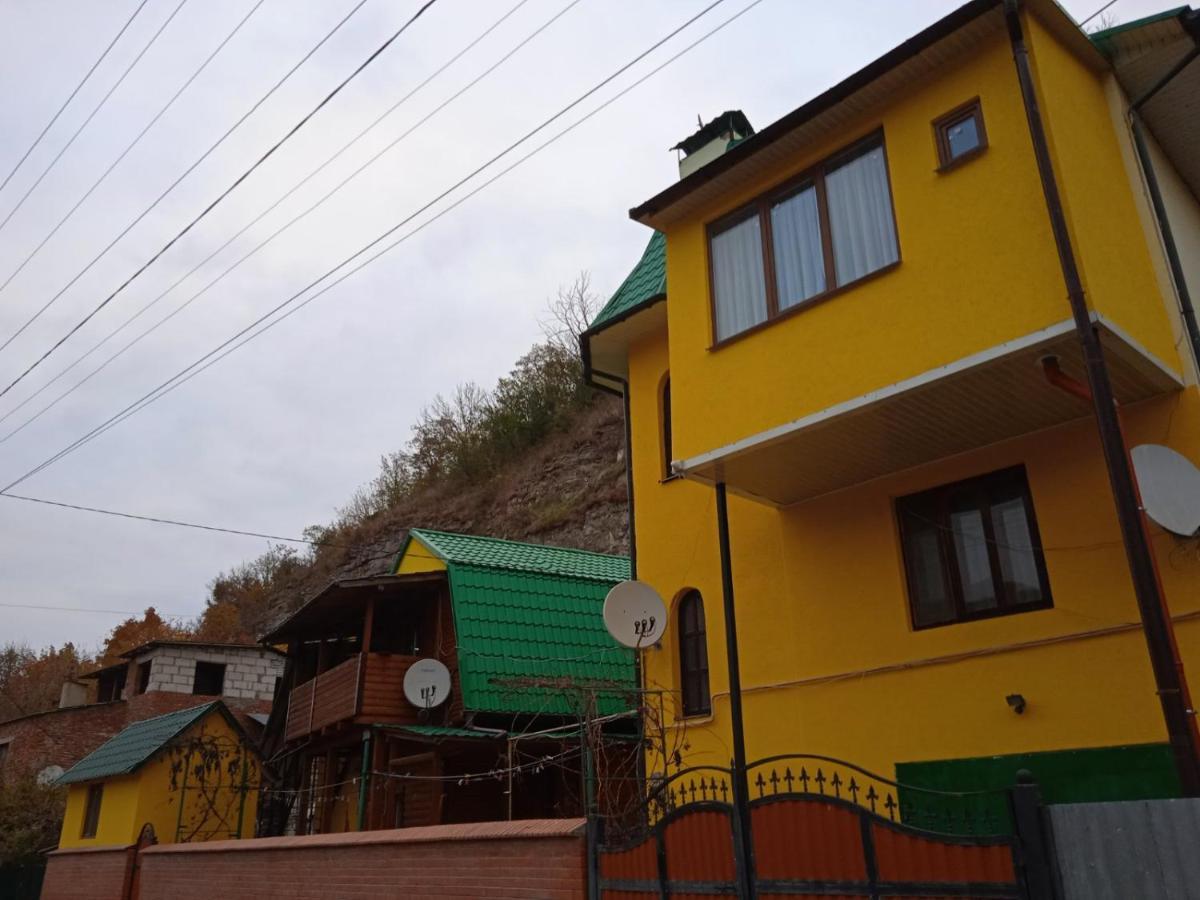 Садиба Каньйон 卡缅涅茨-波多利斯基 外观 照片