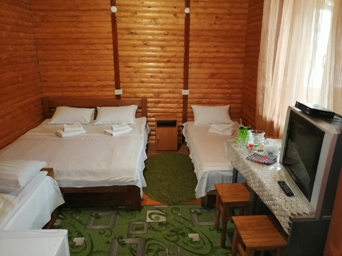 Садиба Каньйон 卡缅涅茨-波多利斯基 外观 照片